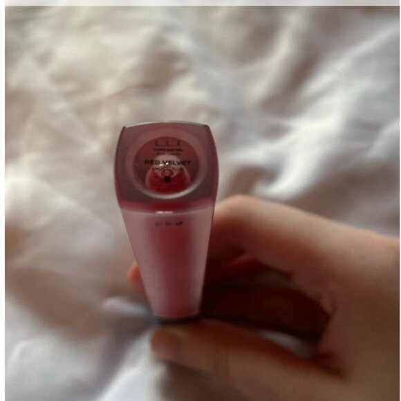 Pound Cake, Cake Batter Liquid Lip in‎ Shade RED VELVET - Picture 4 of 4